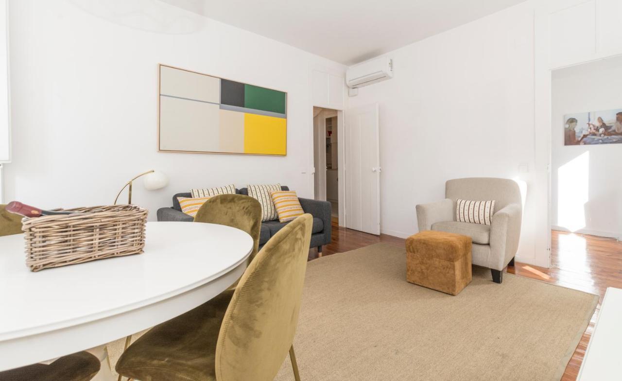 Apartment Live Like A Local @ Casa Da Esquina - Wifi & A/c Lisbon